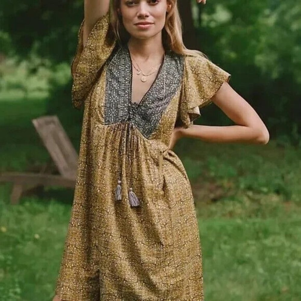 Anthropologie Astrid Tunic Mini Dress Flutter Sleeve Dress Size S Black & Gold